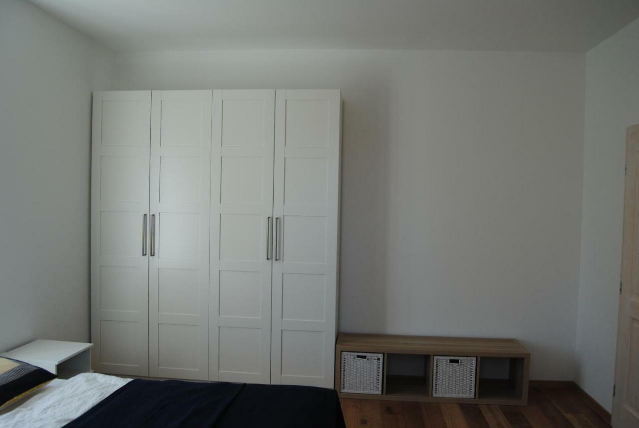 With Free Parking Apartment